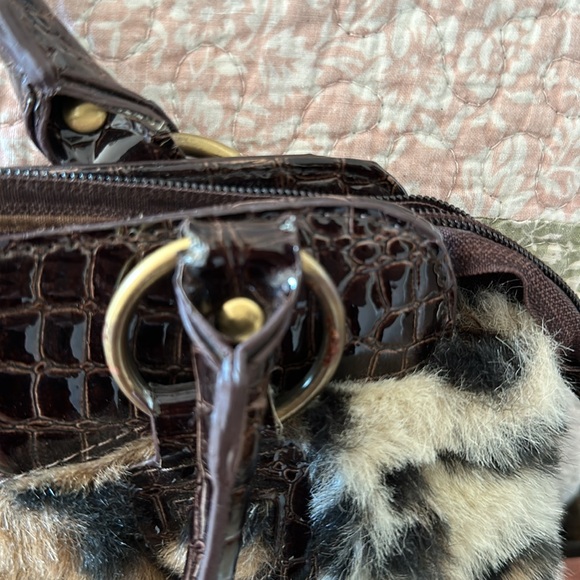 Purse - Picture 2 of 4